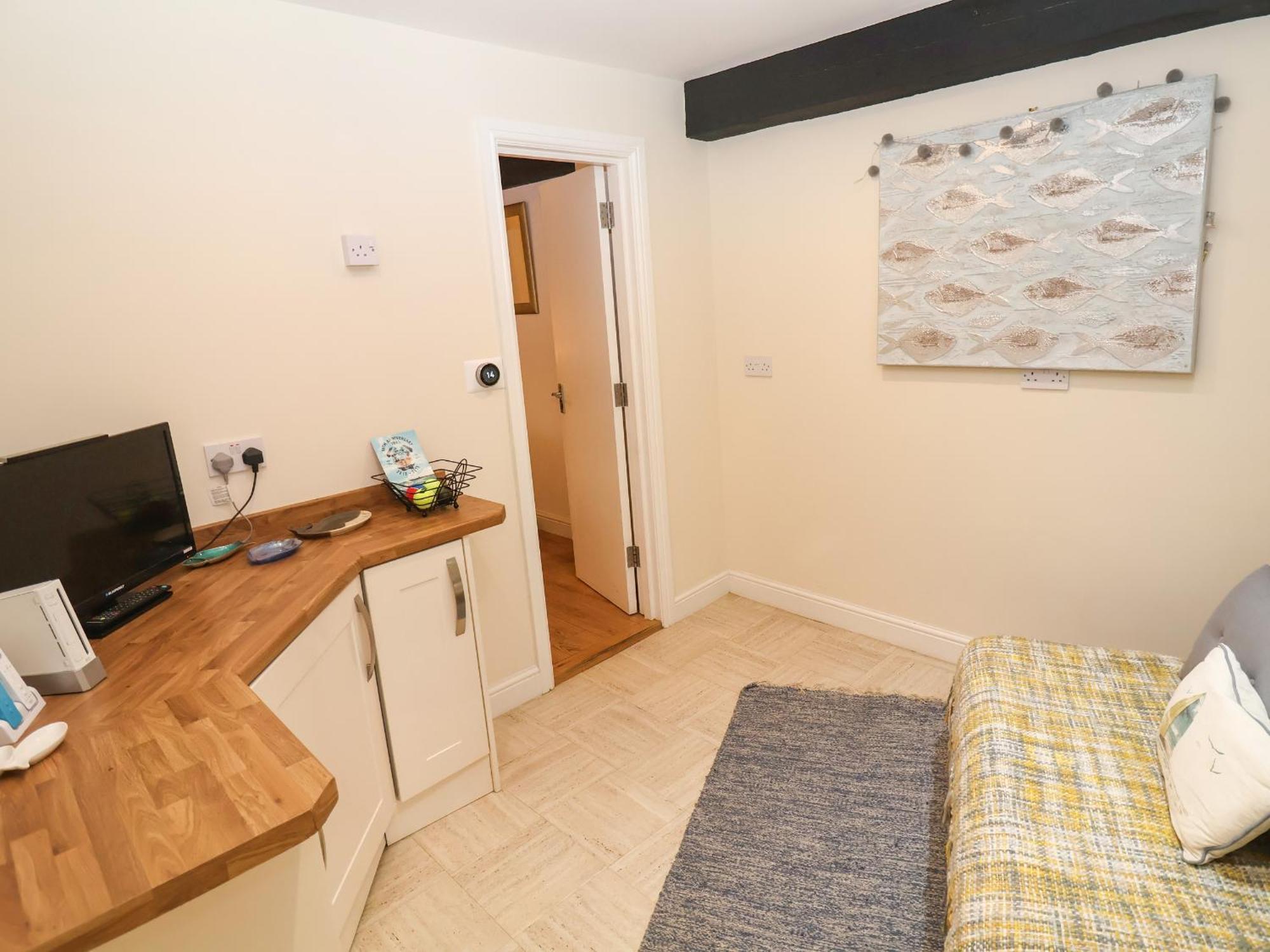 Lyme Views Apartment ไลม์รีจิส ภายนอก รูปภาพ